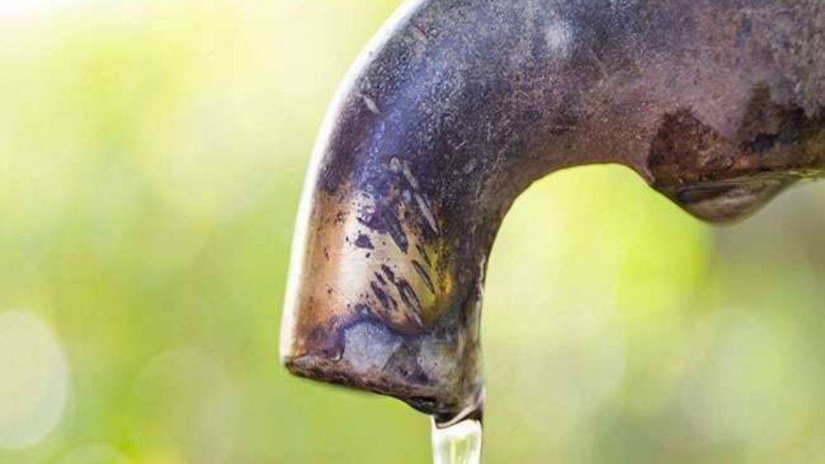 Water Crisis: हर जिले में तालाब बनाने की योजना।