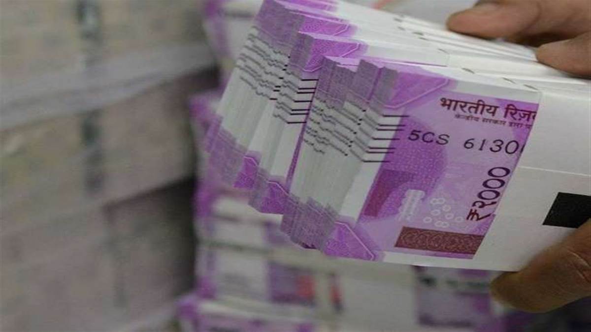 https://www.jagranimages.com/images/newimg/25062023/25_06_2023-14_02_2022-money_22465854_23451784.jpg