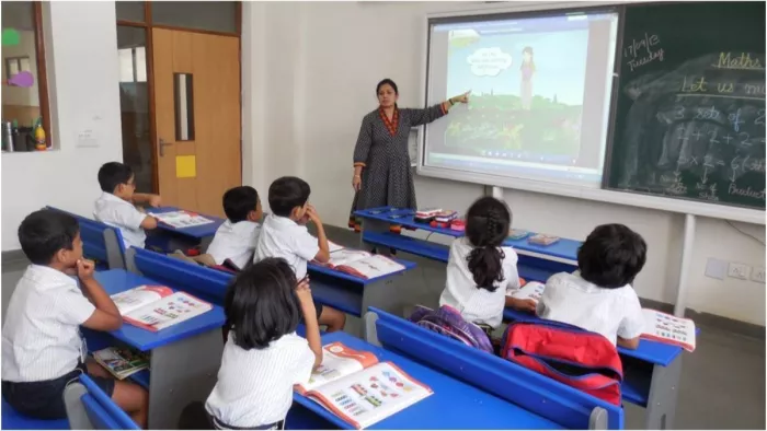 बिहार में शिक्षा विभाग के रडार पर 5 हजार प्राइवेट स्कूल, कभी भी हो सकती है बड़ी कार्रवाई