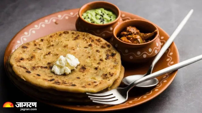 नाश्ते में आलू और प्याज ही नहीं, इस बार ट्राई करें ये 3 तरह के पराठे (Image Source: Freepik)