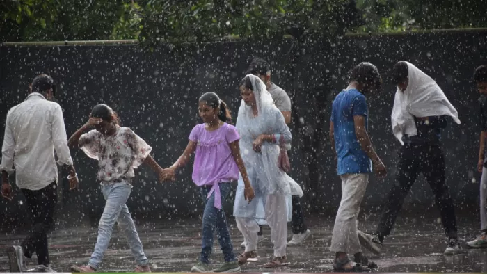 दिल्ली में इस हफ्ते अच्छी बारिश के आसार।