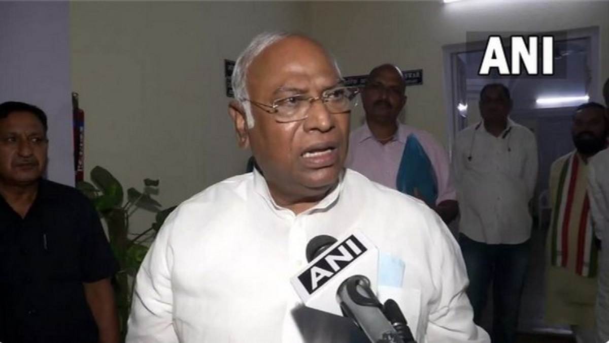 https://www.jagranimages.com/images/newimg/25072022/25_07_2022-mallikarjun_kharge_22922582.jpg