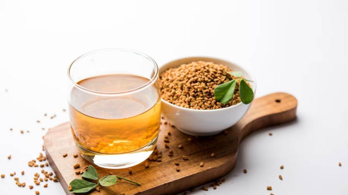 ब्लड शुगर कंट्रोल करने से लेकर पीरियड क्रैम्प दूर करने तक, जानें मेथी