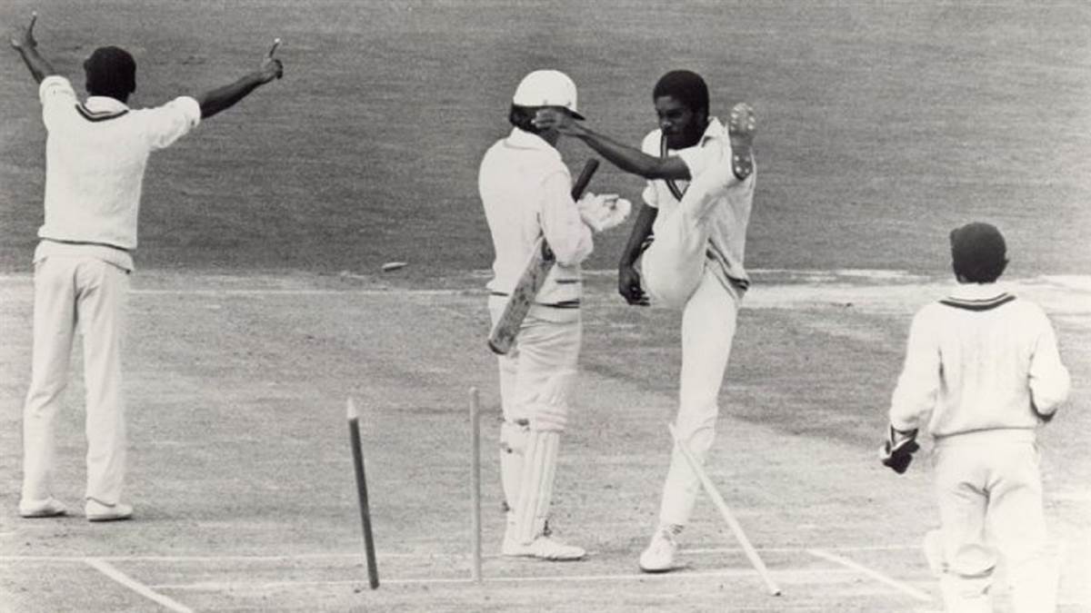 https://www.jagranimages.com/images/newimg/25072023/25_07_2023-michael_holding_23481358.jpg