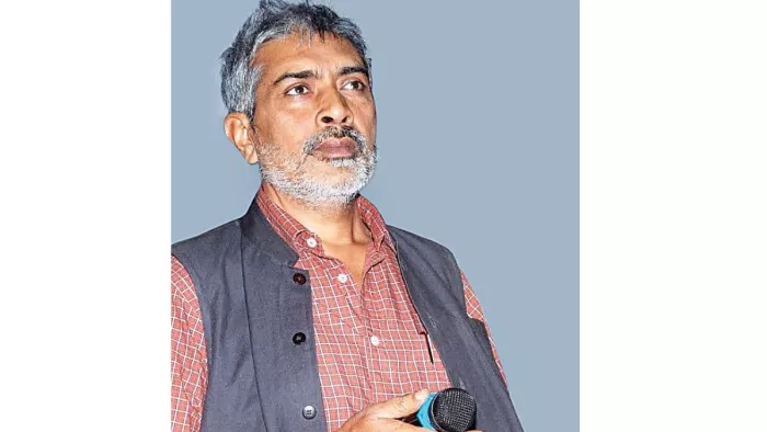 फिल्म निर्माता प्रकाश झा के पिता का निधन, शोक