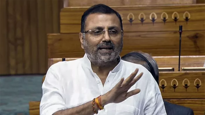 लोकसभा में शून्यकाल के दौरान बोलते हुए भाजपा सांसद निशिकांत दुबे। फोटोः एएनआई।