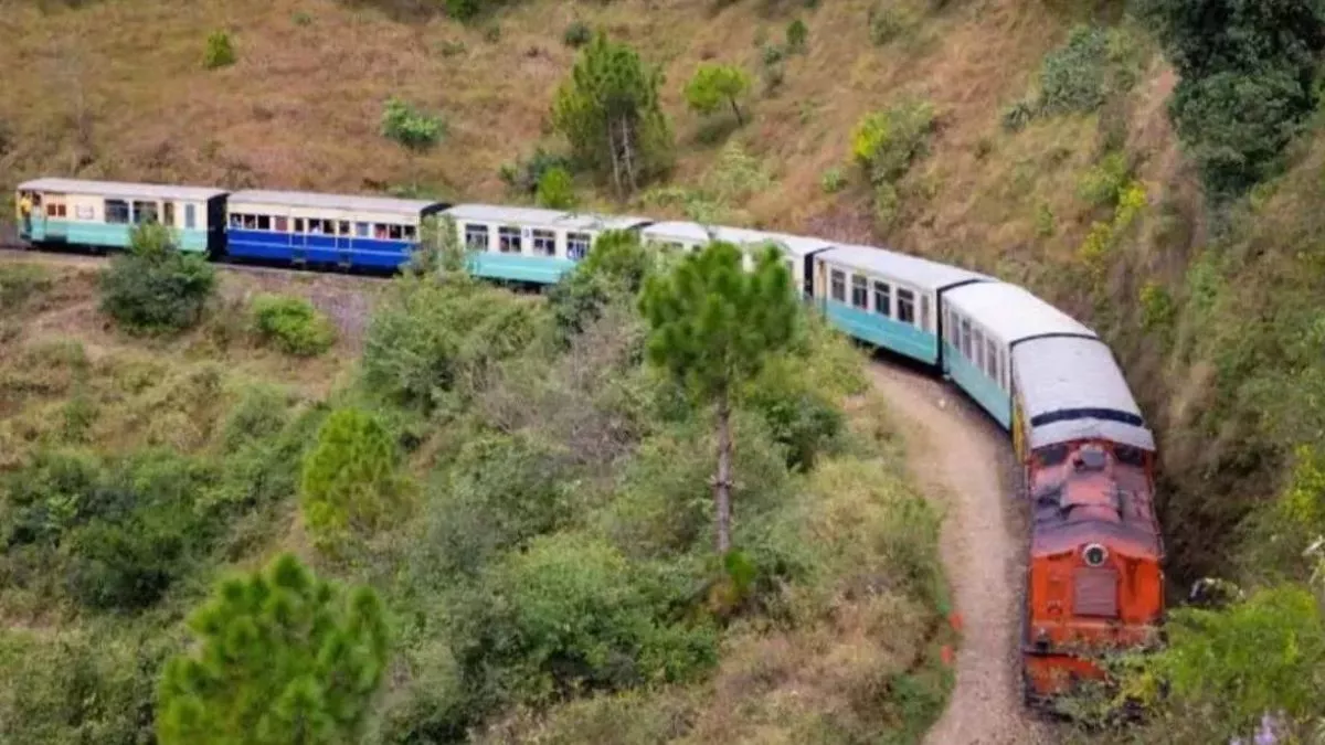 Himachal News: रेलवे विस्तारीकरण के लिए हिमाचल को 2698 करोड़, पालमपुर और शिमला समेत 4 स्टेशन बनेंगे वर्ल्ड क्लास