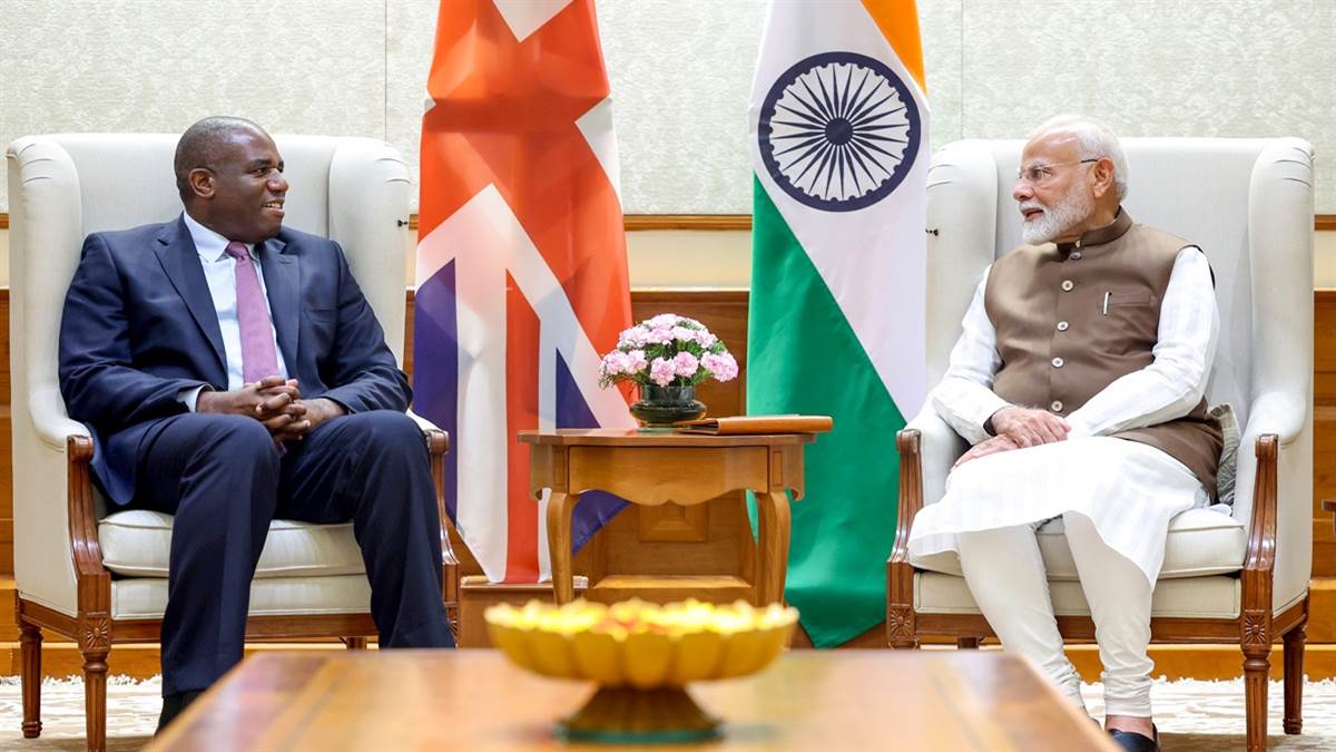 https://www.jagranimages.com/images/newimg/25072024/25_07_2024-modi_david_lamy_meet_23765164.jpg