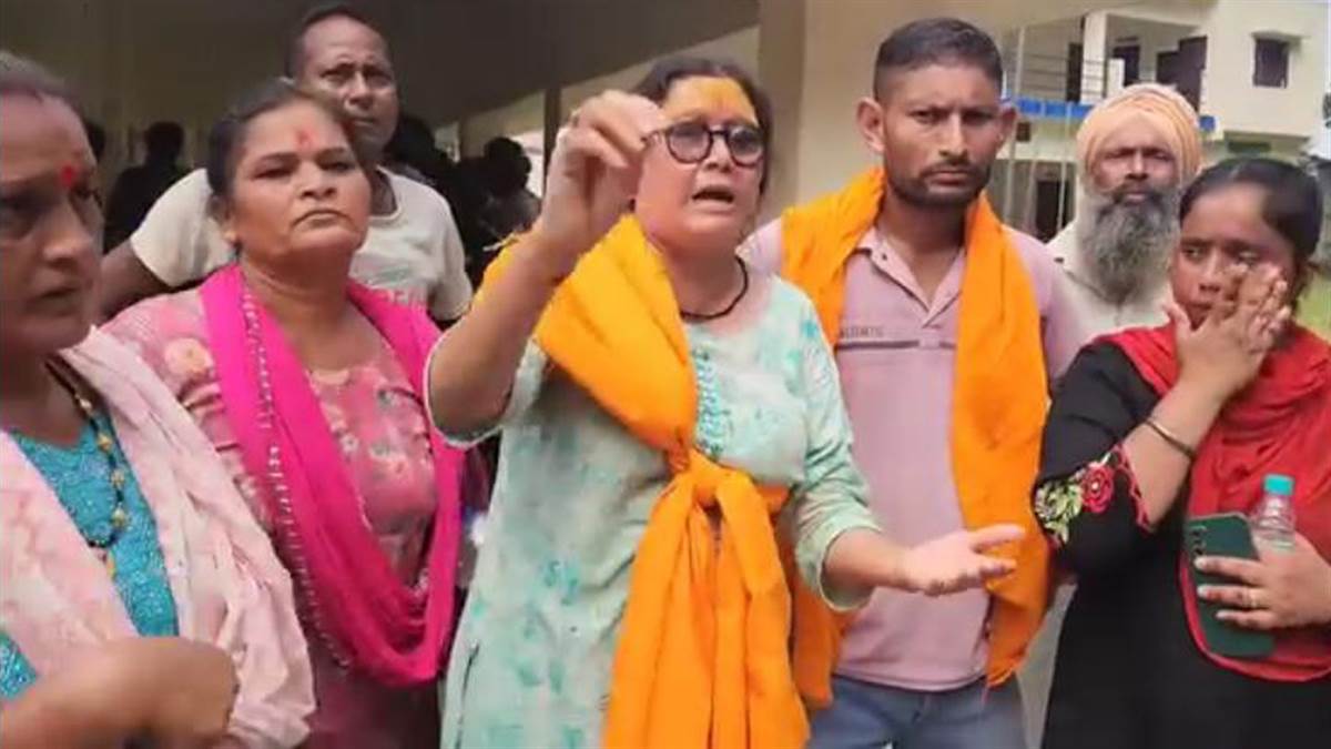 https://www.jagranimages.com/images/newimg/25072025/25_07_2025-24bjp_26_24072025_226.jpg