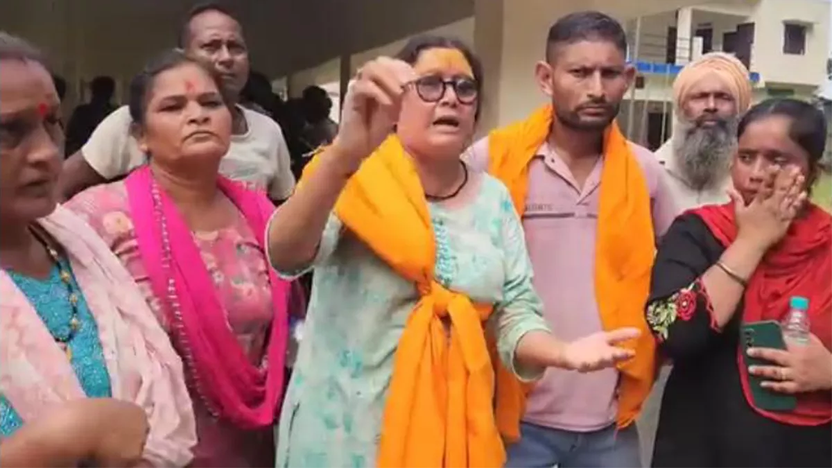 Uttarakhand Panchayat Chunav: बाजपुर में पीठासीन अधिकारी से मारपीट, जिपं सदस्य प्रत्याशी समेत पांच पर केस
