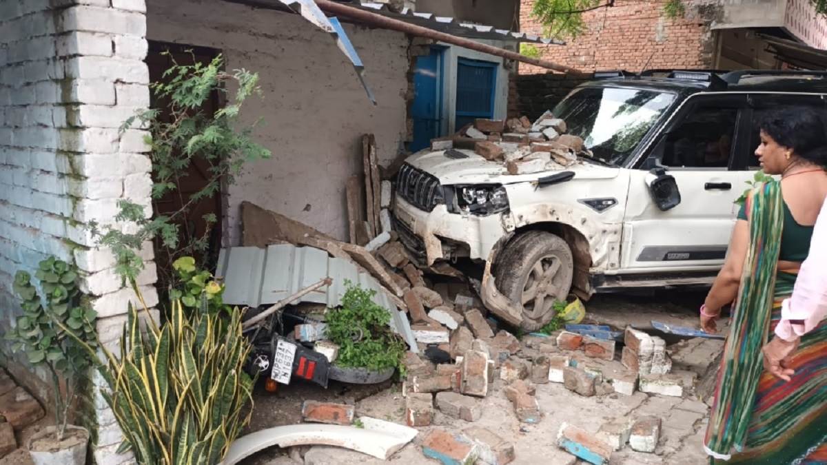 https://www.jagranimages.com/images/newimg/25072025/25_07_2025-mirzapur_accident_23993970.jpg