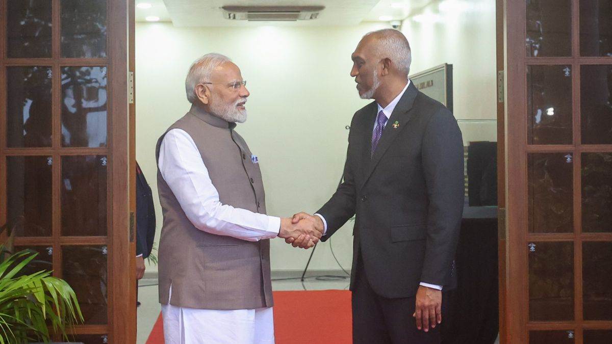 https://www.jagranimages.com/images/newimg/25072025/25_07_2025-modi_maldives_visit_23994522.jpg