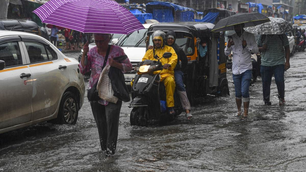 mumbai rains orange alert issued heavy rainfall causes waterlogging