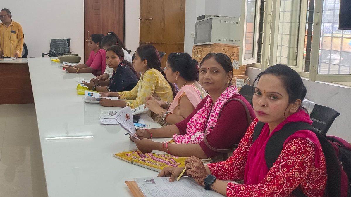 https://www.jagranimages.com/images/newimg/25072025/25_07_2025-prayagraj_news_23994536.jpg