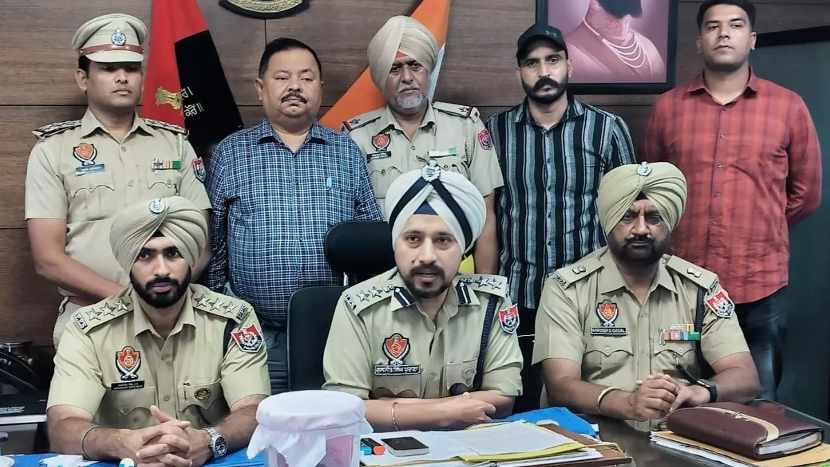 Punjab News: रूपनगर में गैंगस्टर और पुलिस की मुठभेड़, जांघ में लगी गोली; सिद्धू मूसेवाला हत्याकांड से जुड़े हैं तार