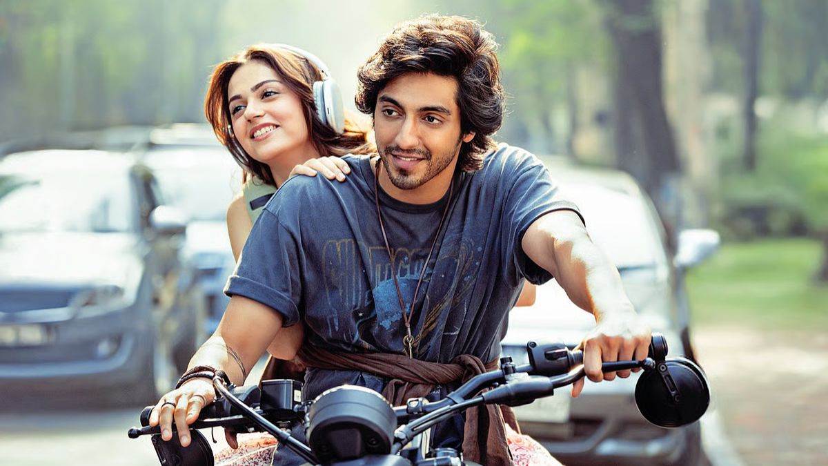 https://www.jagranimages.com/images/newimg/25072025/25_07_2025-saiyaara_11_23993873.jpg