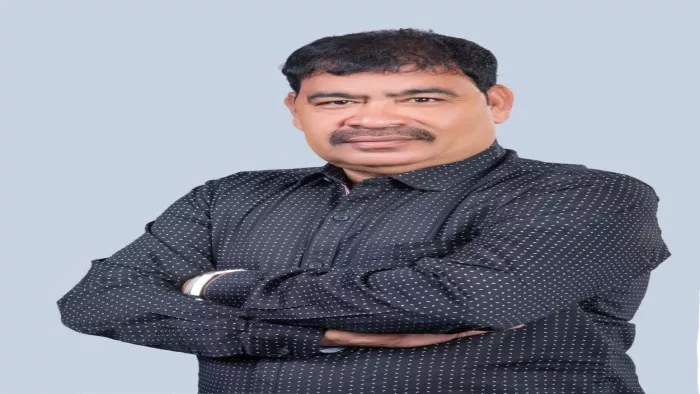 इस खबर को प्रदर्शित करने के लिए मझगांव विधायक निरल पूर्ति की प्रतीकात्मक तस्वीर।