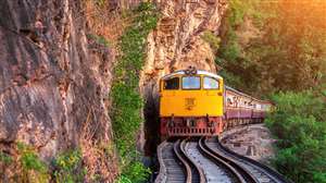 Railway Update: IRCTC Indian Railway Cancels 116 Trains on 25 Aug (PC: freepik.com)