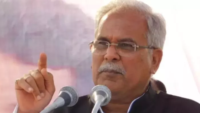 CM बघेल ने साधा निशाना, कहा; 'छापेमारी और जेल जाने से डरने वाले नहीं