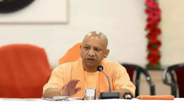 UP News: यूपी के 378 गांवों में चकबंदी होगी
