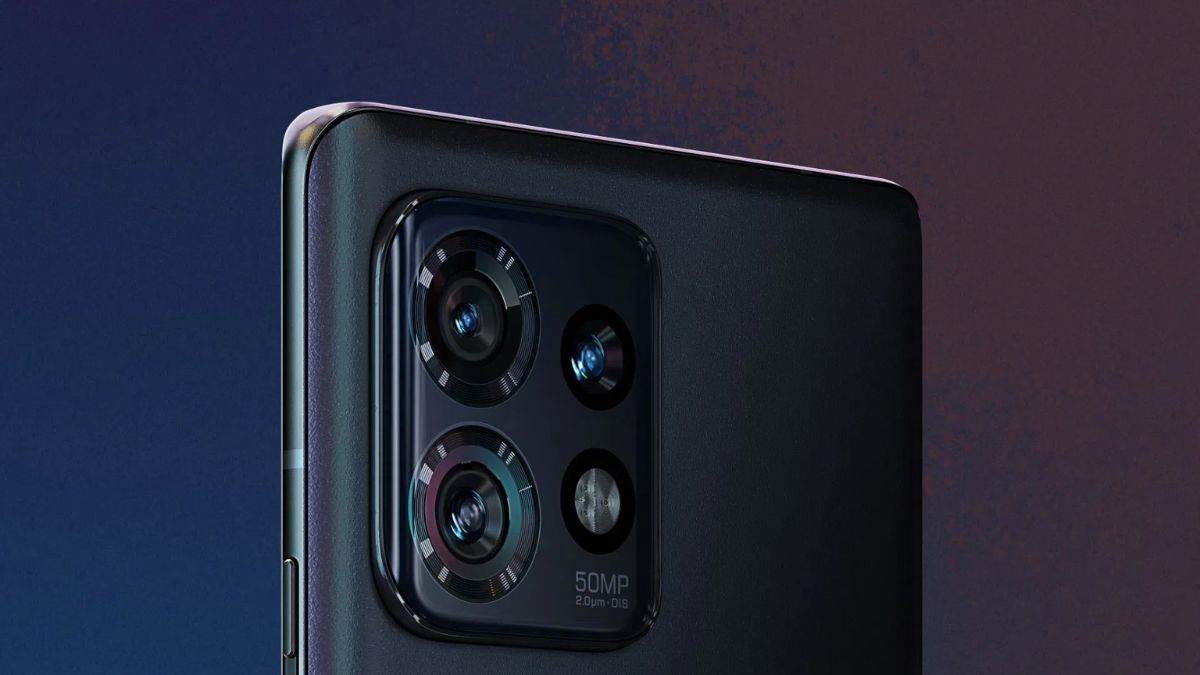 https://www.jagranimages.com/images/newimg/25082023/25_08_2023-moto_edge_40_neo_23511866.jpg
