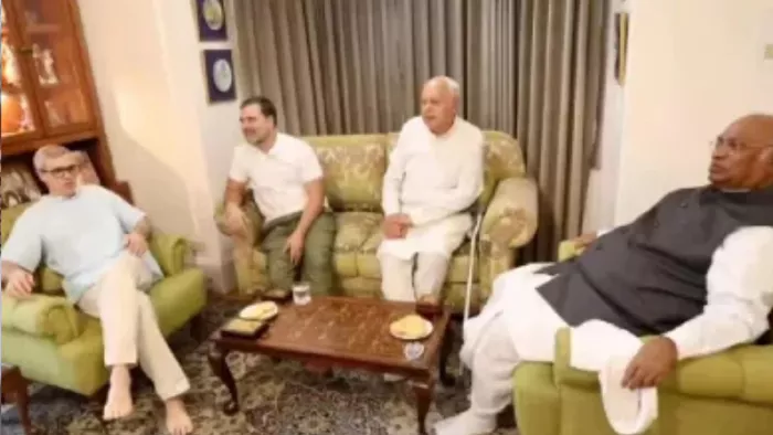 J&K Election 2024: जल्द जारी होगी कांग्रेस-एनसी की पहली सूची, उम्मीदवारों के नाम फाइनल।
