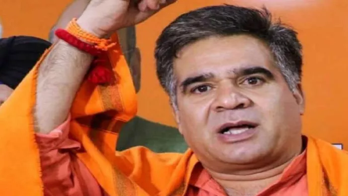 J&K Election 2024: कासिम चौधरी बीजेपी में शामिल, रविंद्र रैना ने किया स्वागत।