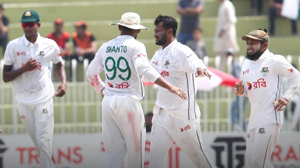 https://www.jagranimages.com/images/newimg/25082024/25_08_2024-shakib_al_hasan_1_23784789.jpg