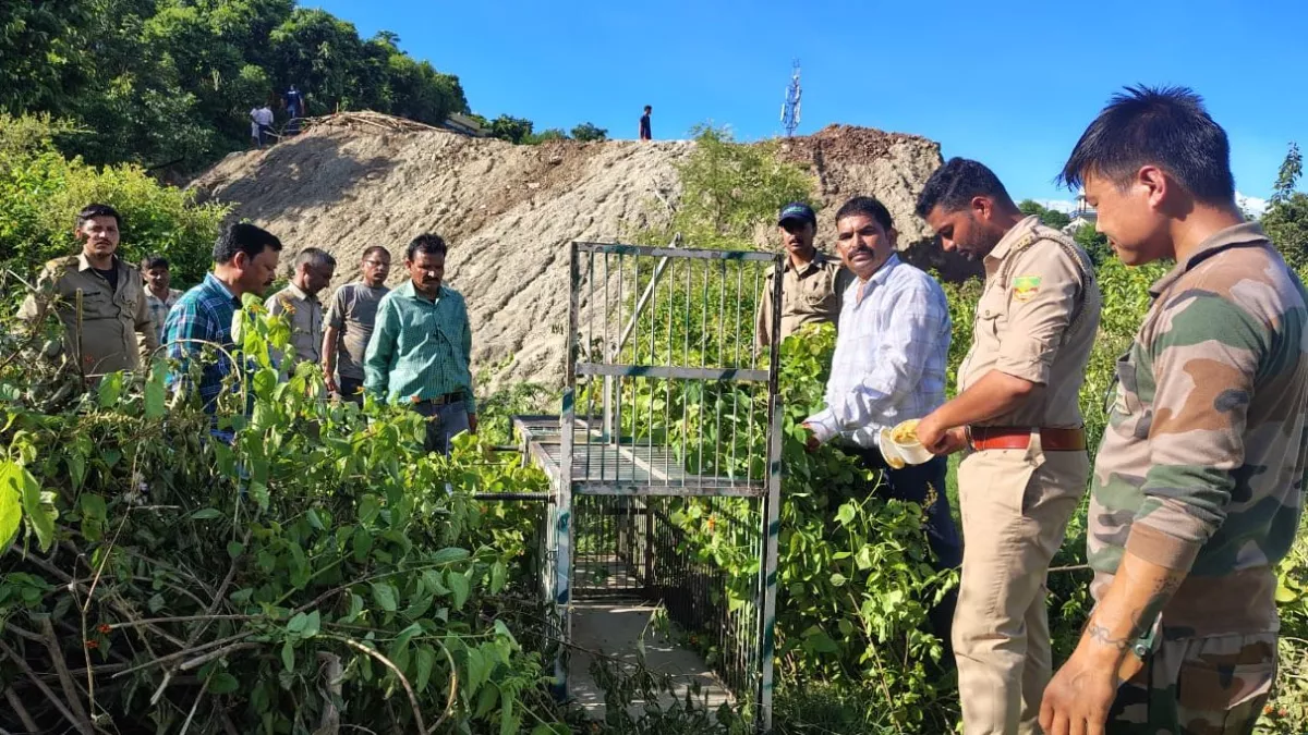 Kotdwar Leopard News: गुलदार ने फिर किया बच्चे पर हमला, दहशत में लोग; पकड़ने में जुटा वन विभाग