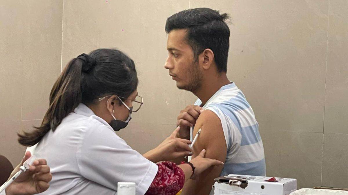 https://www.jagranimages.com/images/newimg/25082025/25_08_2025-anti_rabeez_vaccine_24024866.jpg