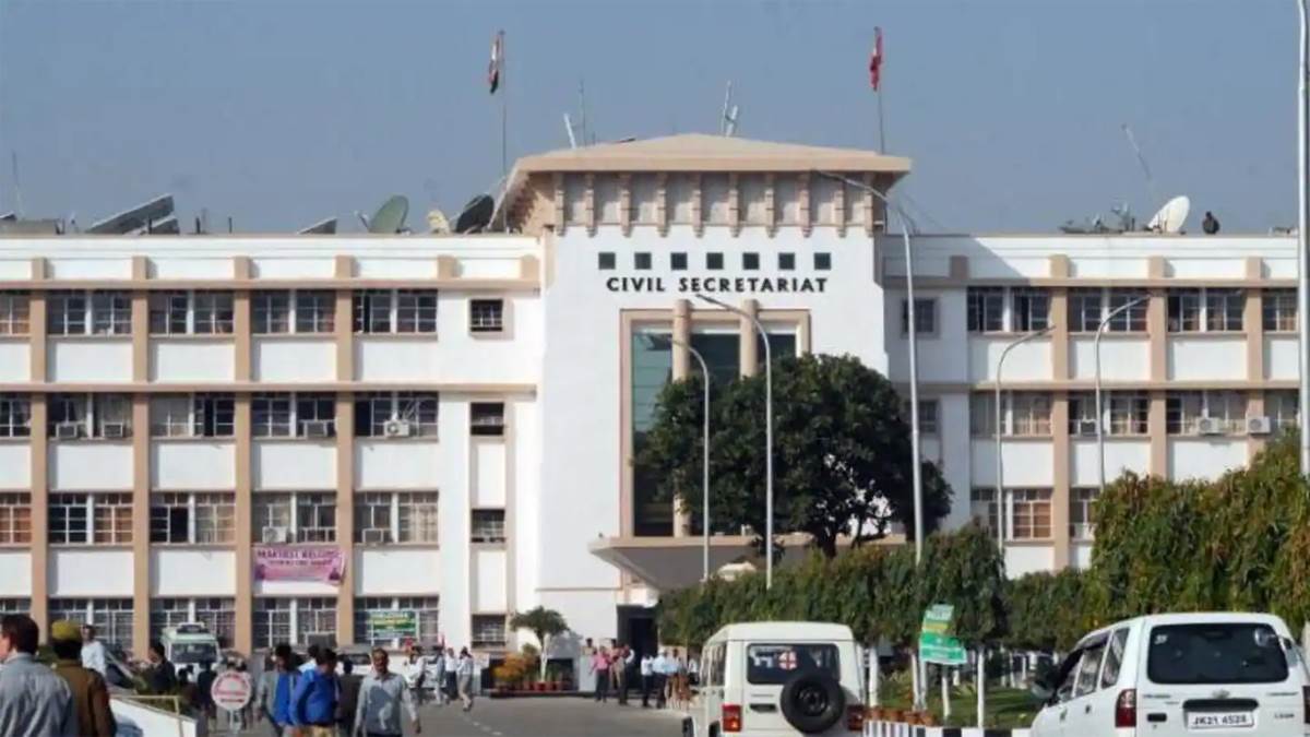 https://www.jagranimages.com/images/newimg/25082025/25_08_2025-civil_secretariat_jammu_kashmir_24024768.jpg