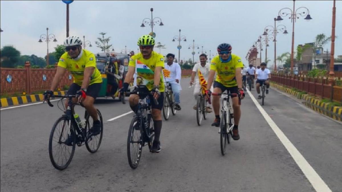 https://www.jagranimages.com/images/newimg/25082025/25_08_2025-cycle_rally_24024677.jpg