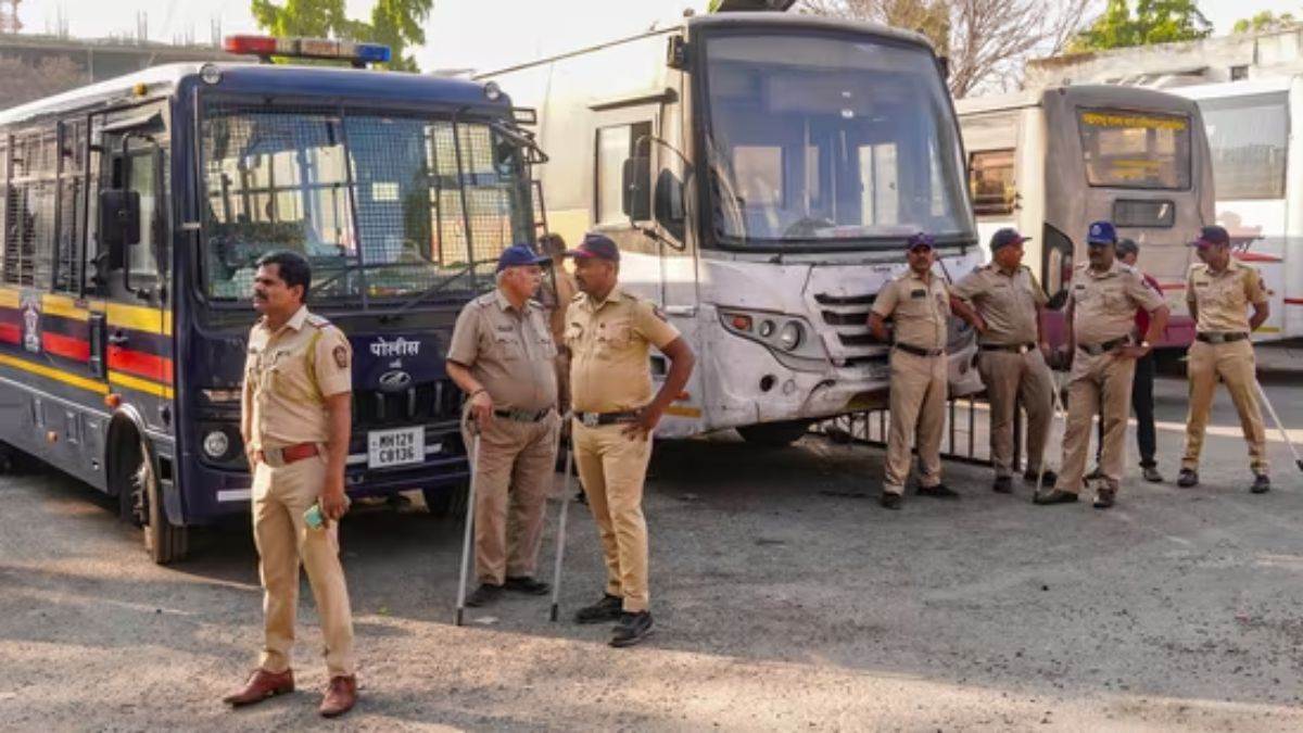 https://www.jagranimages.com/images/newimg/25082025/25_08_2025-kolhapur_violence_24024007.jpg
