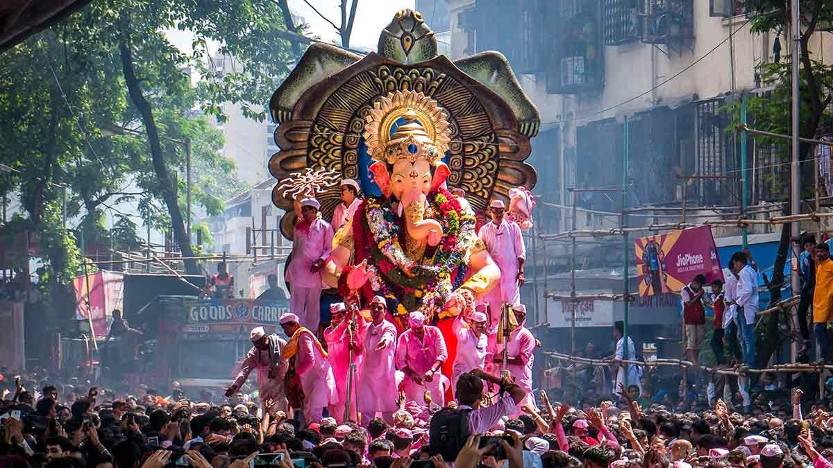 https://www.jagranimages.com/images/newimg/25082025/25_08_2025-maharashtra_22_24024577.jpg