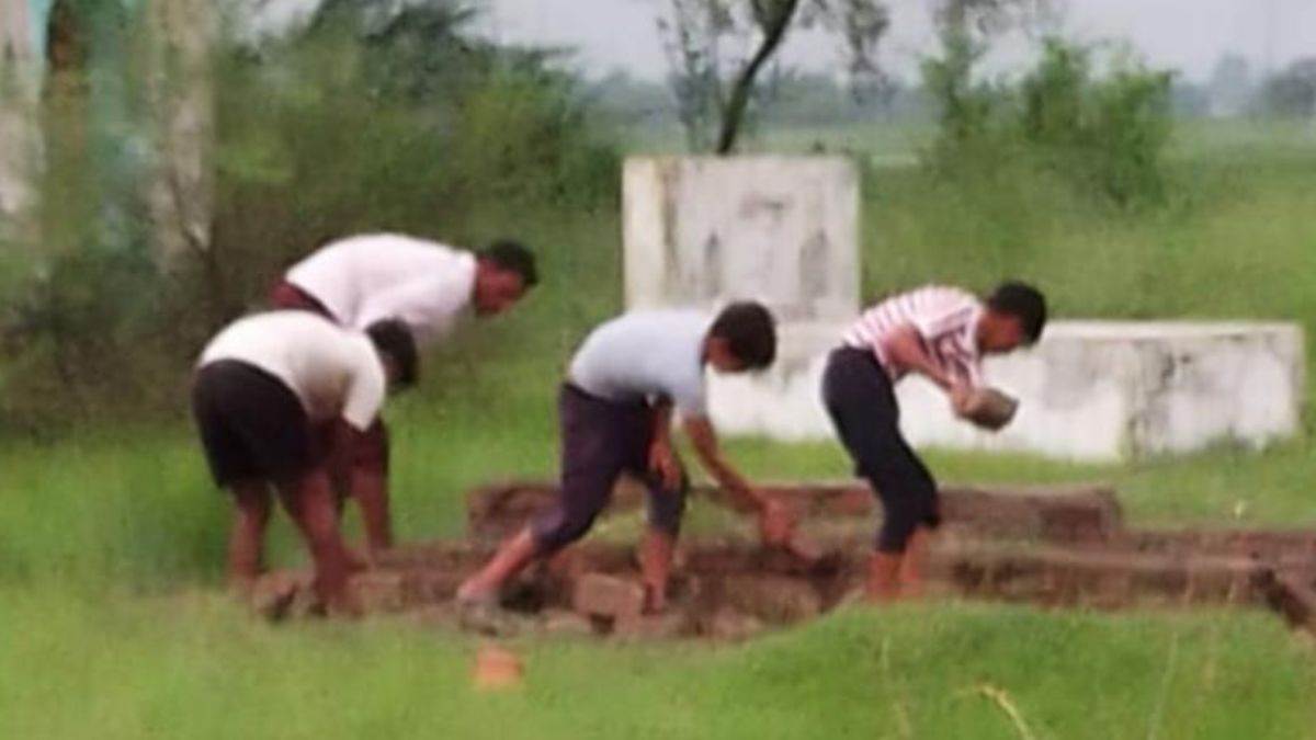 https://www.jagranimages.com/images/newimg/25082025/25_08_2025-mainpuri_news_2_24024668.jpg