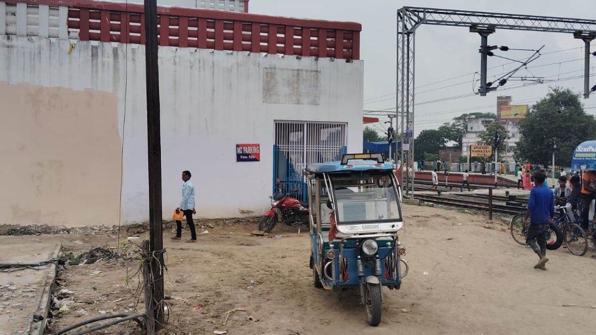 https://www.jagranimages.com/images/newimg/25082025/25_08_2025-nawada_railway_station_24024653.jpg