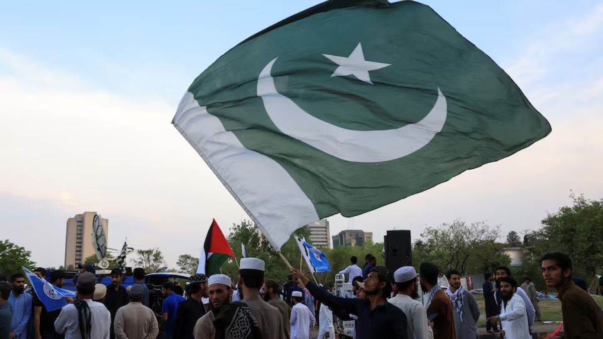 https://www.jagranimages.com/images/newimg/25082025/25_08_2025-pakistan_blasphemy_law_24024016.jpg