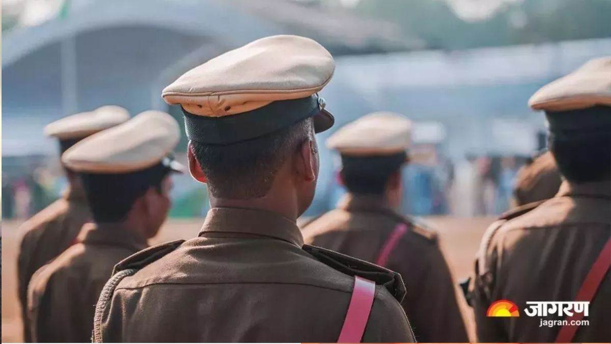 https://www.jagranimages.com/images/newimg/25082025/25_08_2025-up_police__5_24024933.jpg