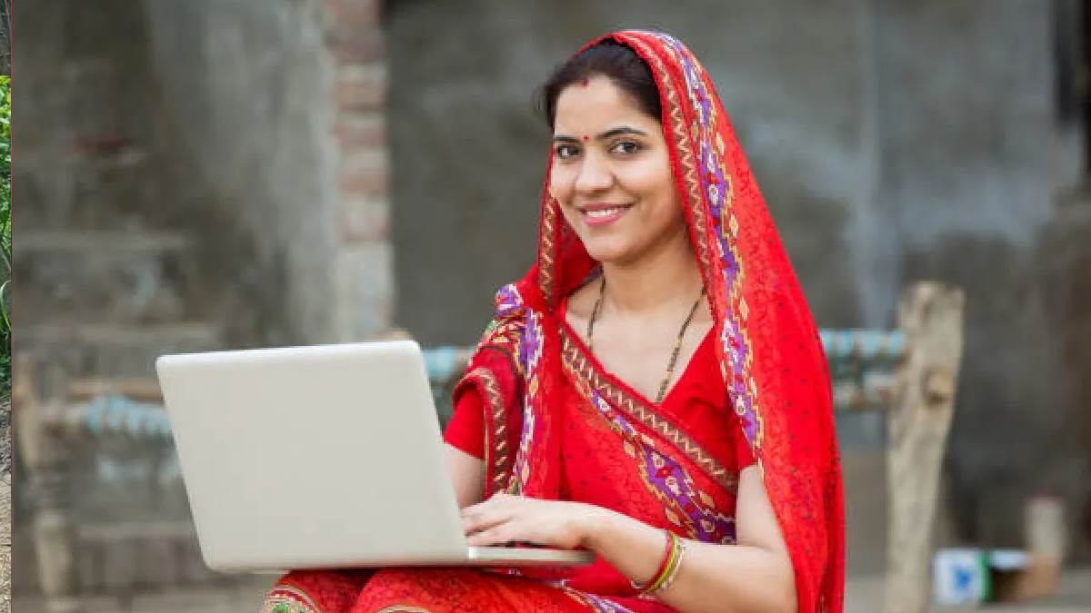 https://www.jagranimages.com/images/newimg/25082025/25_08_2025-women_24024309.jpg