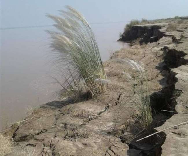 khagaria guide dam will be absorbed in kosi rapid erosion danger looming over many villages