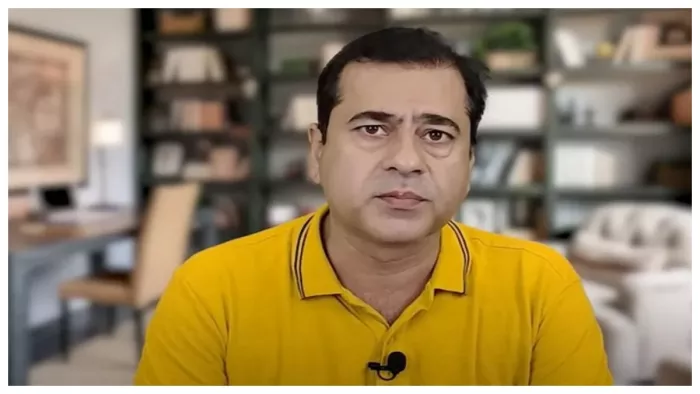 पाकिस्तान के पत्रकार इमरान रियाज खान (फोटो सोर्स: यूट्यूब चैनल)