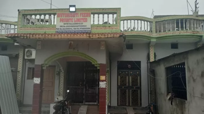 समस्तीपुर में पोल्ट्री व्यवसायी के दो ठिकानों पर IT विभाग ने की छापेमारी