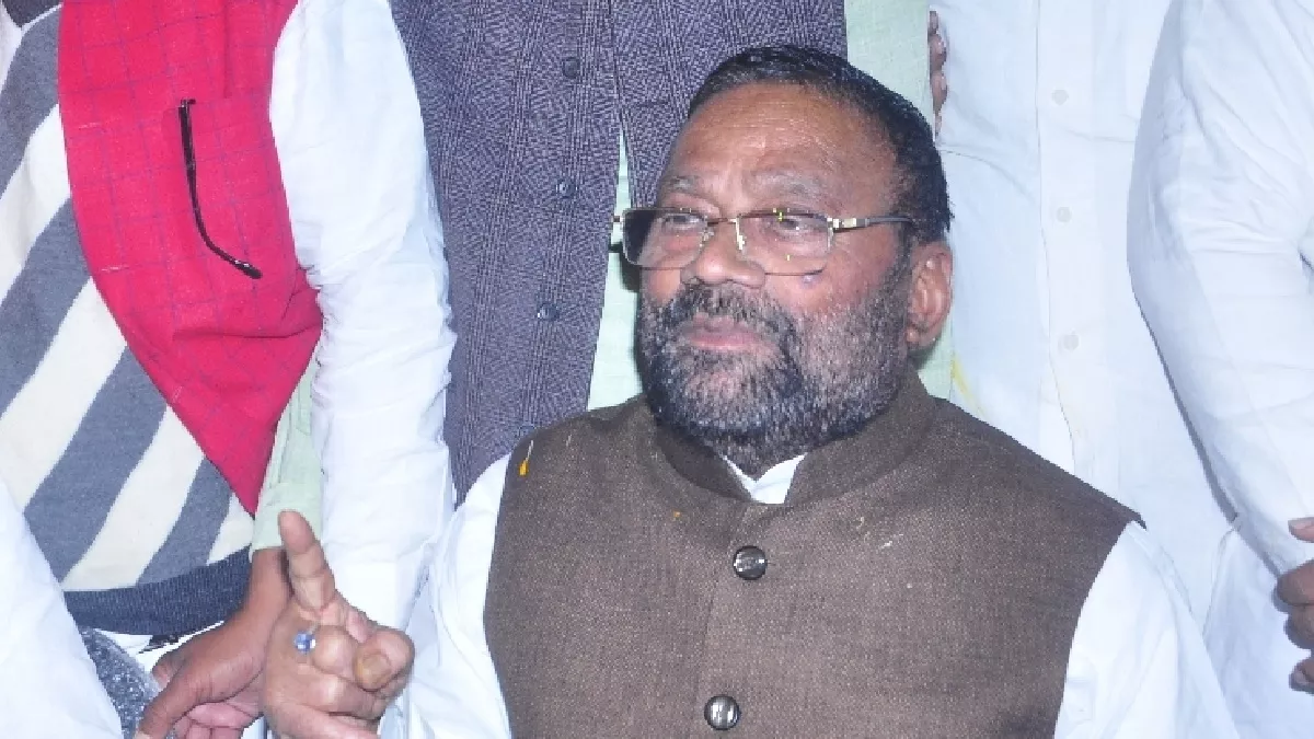 UP News - स्वामी प्रसाद की बयानबाजी पर बोले रामस्वरूपाचार्य- यह विक्षिप्त और दैत्य मानसकिता के लोगों का कार्य