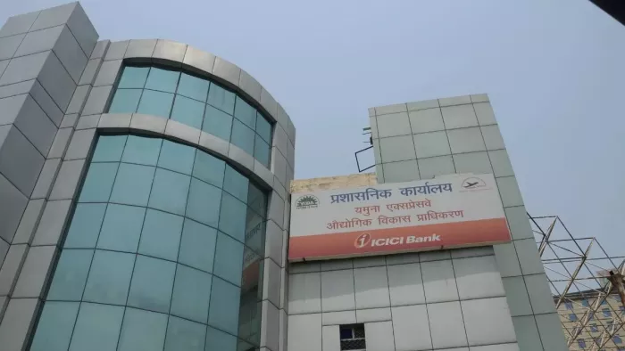 Noida News: यमुना प्राधिकरण को 6 माह में जितना मिला नहीं उससे ज्यादा हुआ खर्च।