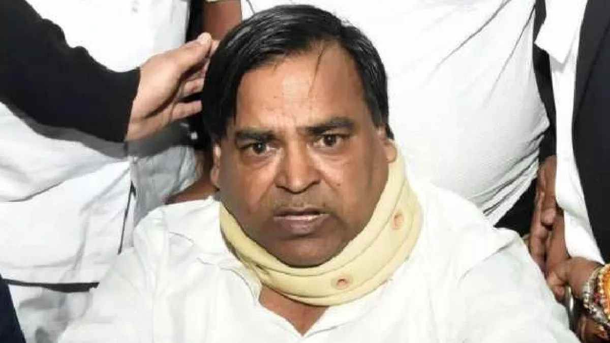 https://www.jagranimages.com/images/newimg/25092024/25_09_2024-gayatri_prajapati_23803812.jpg