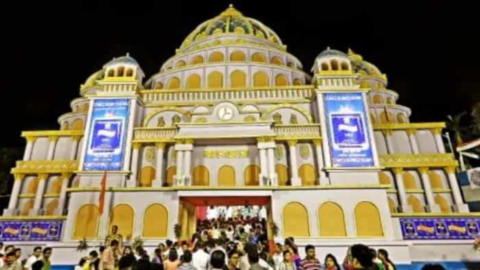 आरा में कोलकाता के काली मंदिर का मॉडल (जागरण)
