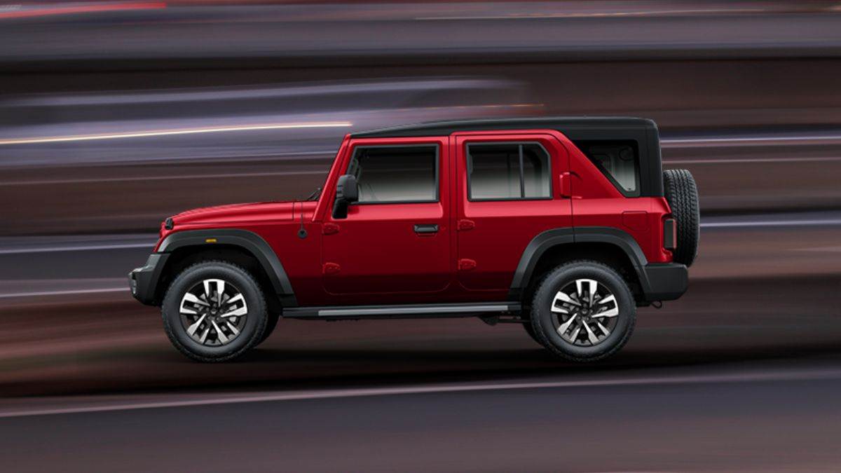 https://www.jagranimages.com/images/newimg/25092024/25_09_2024-mahindra_thar_roxx_4x4_23804251.jpg