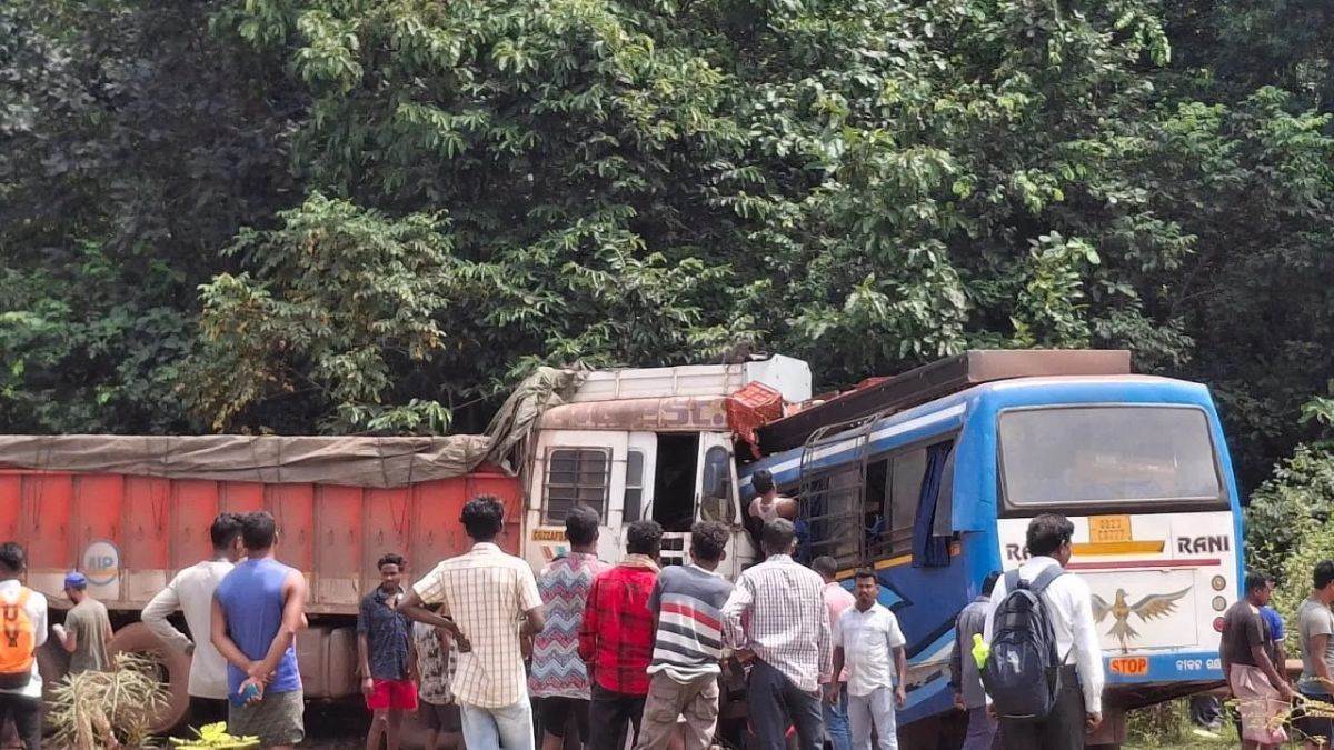 https://www.jagranimages.com/images/newimg/25092025/25_09_2025-accident_24059410.jpg