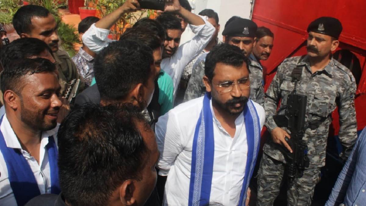 https://www.jagranimages.com/images/newimg/25092025/25_09_2025-chandrashekher_r_24059840.jpg