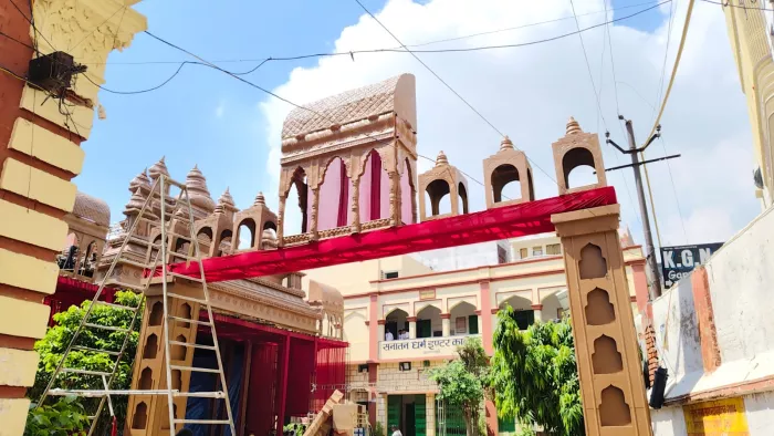 श्रद्धालु रक्तबीज राक्षस और मां काली का अद्भुत दृश्य भी देखेंगे।